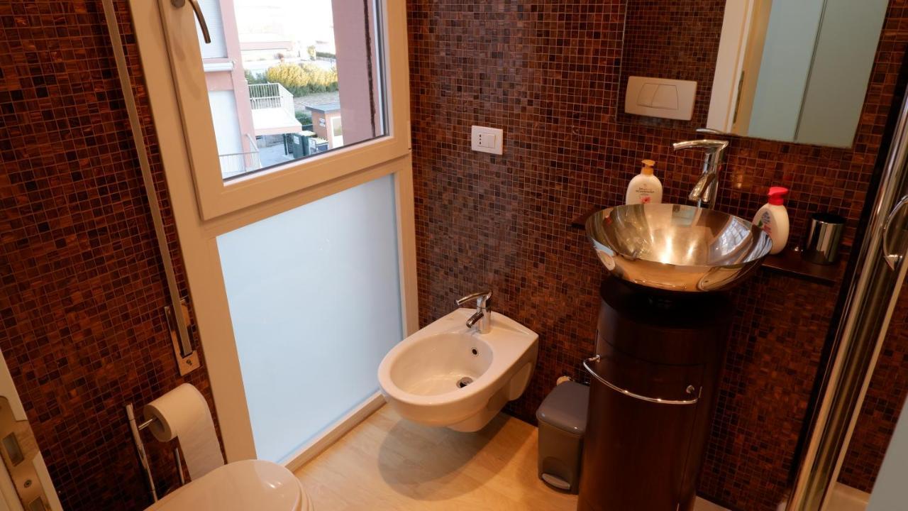 App4Rent Augustus Sea View - Family House - Wifi&Parking - 3 Rooms Lido di Jesolo Exterior foto