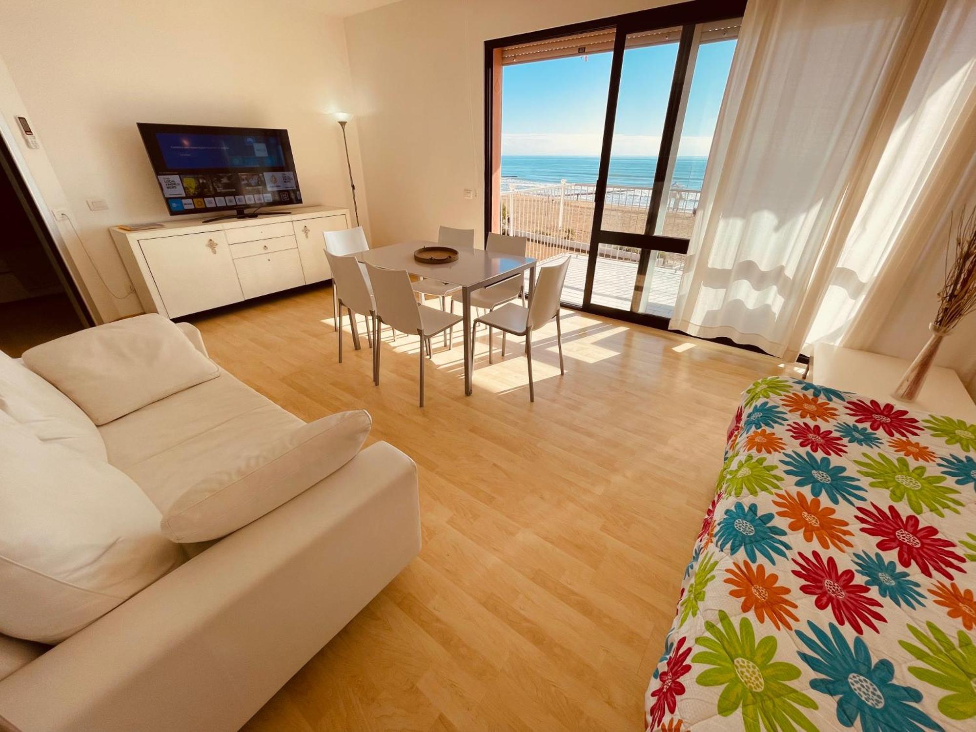 App4Rent Augustus Sea View - Family House - Wifi&Parking - 3 Rooms Lido di Jesolo Exterior foto